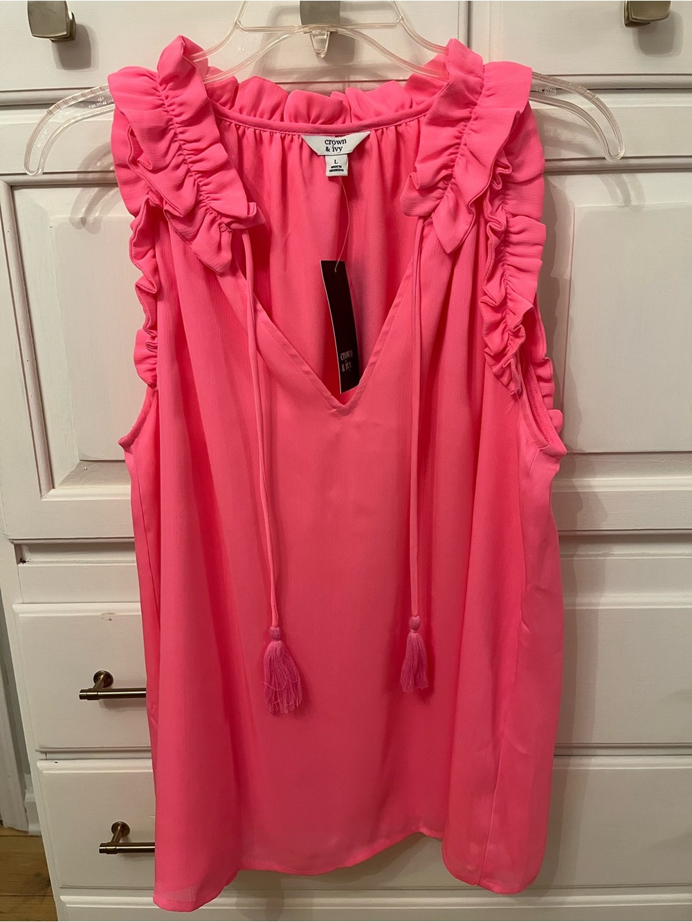 crown & ivy Vibrant Pink Ruffle Tassel Sleeveless Top NWT Large